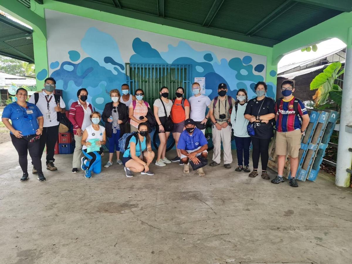 Cabinas El Muellecito Tortuguero Bagian luar foto